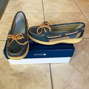 *NEVER WORN* Sperry Angelfish Anchor Boatshoe, 6M